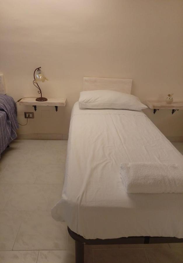 Hotel Residenza L'Orologio à Bernalda Extérieur photo